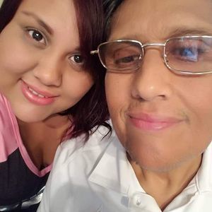 Meet your Posher, Carolina